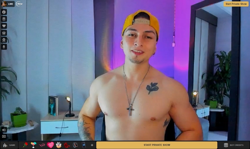 CameraBoys is a premium PayPal accepting cam site