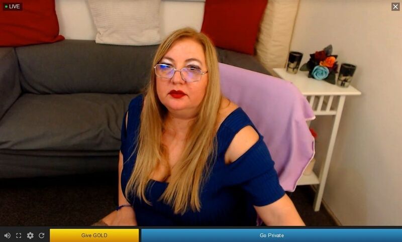 Cam to cam chats with stunning mature women on Streamate