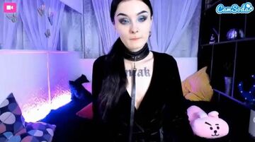 ReineDuNoir - Camsoda WebСam Model Show Review